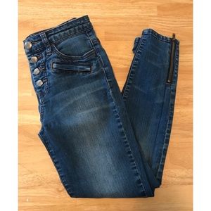 Free People Button-Front Skinny Jean (Size 26)
